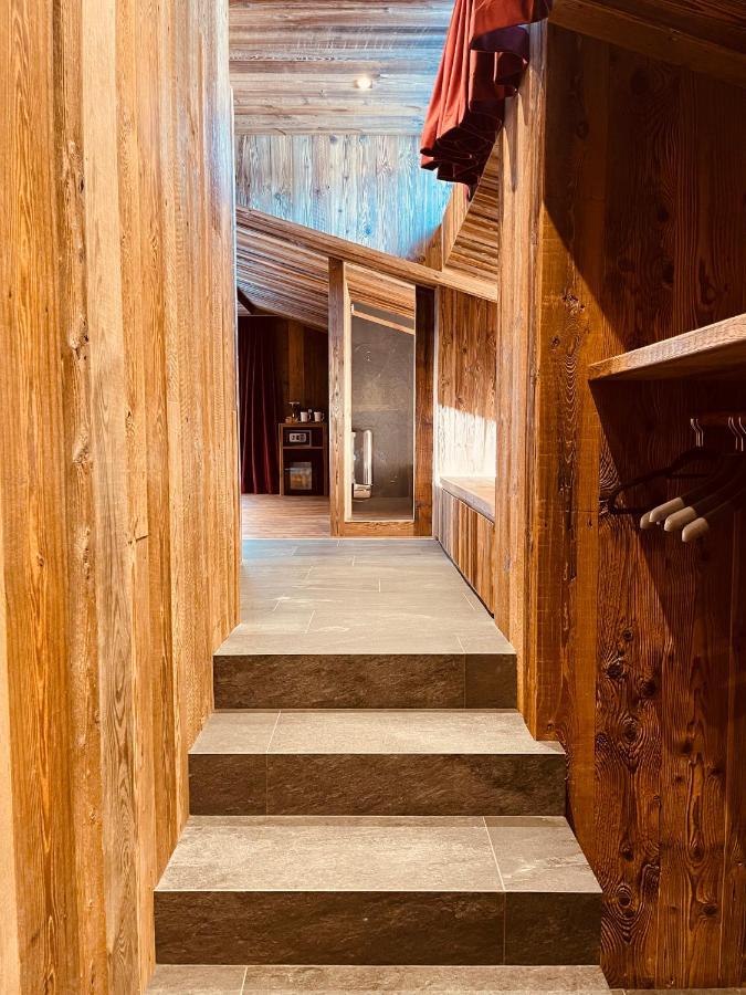 Hotel Piccolo Tibet Livigno Exteriör bild