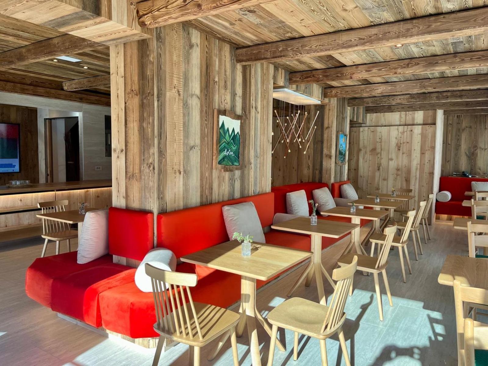 Hotel Piccolo Tibet Livigno Exteriör bild