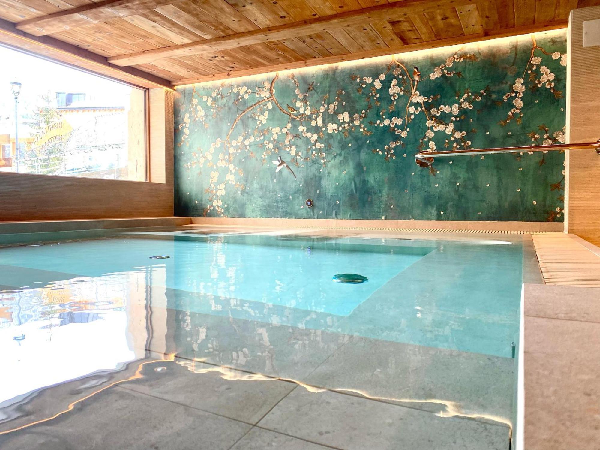 Hotel Piccolo Tibet Livigno Exteriör bild